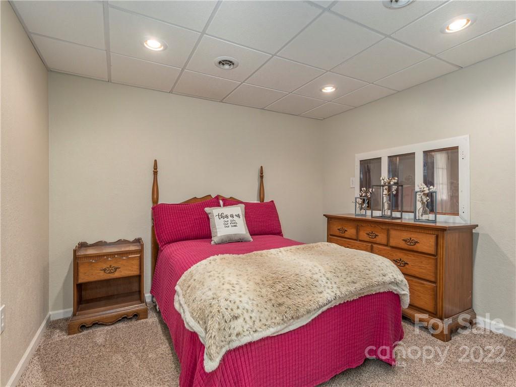 105 Selah Way Clyde, NC 28721 - Photo 27 of 32 Gallery Image 27