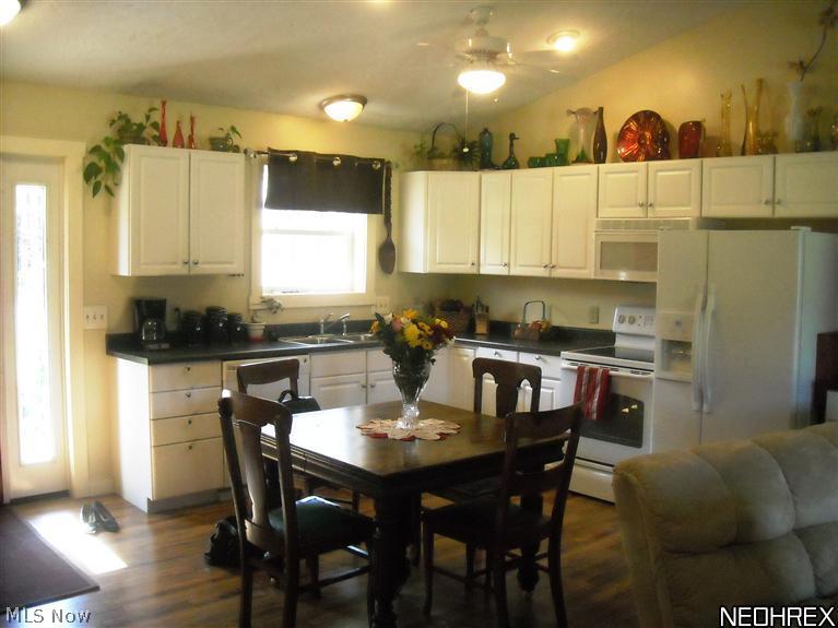 6879 Belle Road Geneva, OH 44041 - Photo 3 of 19 Gallery Image 3