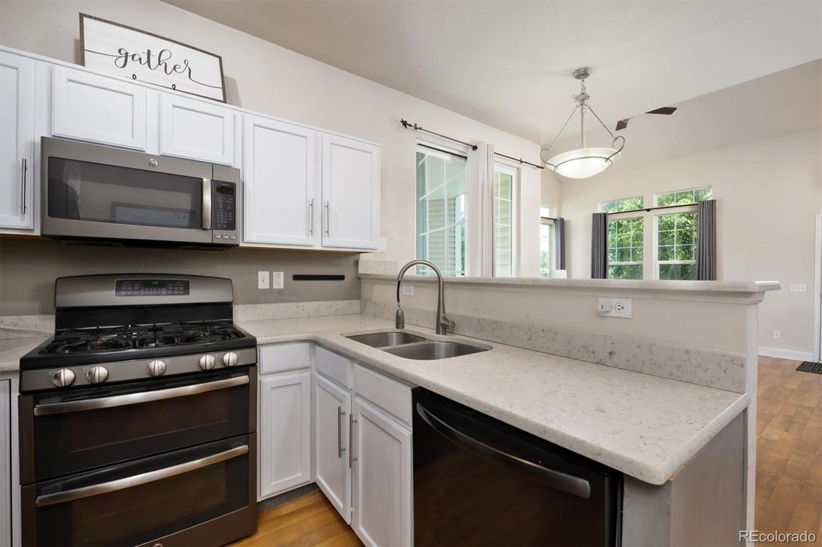 4627 Flower Street Wheat Ridge, CO 80033 - Photo 11 of 30 Gallery Image 11