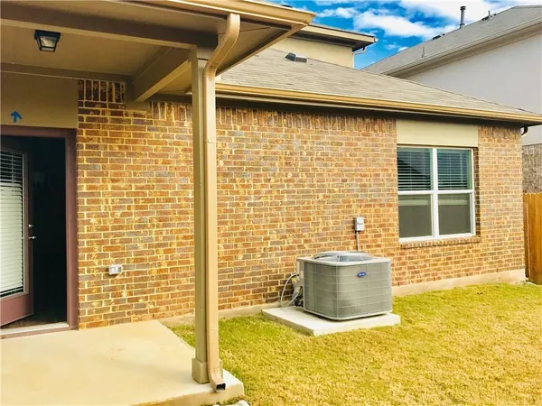 $2,100 | 1121 Fairhaven Gateway, Georgetown, TX 78626