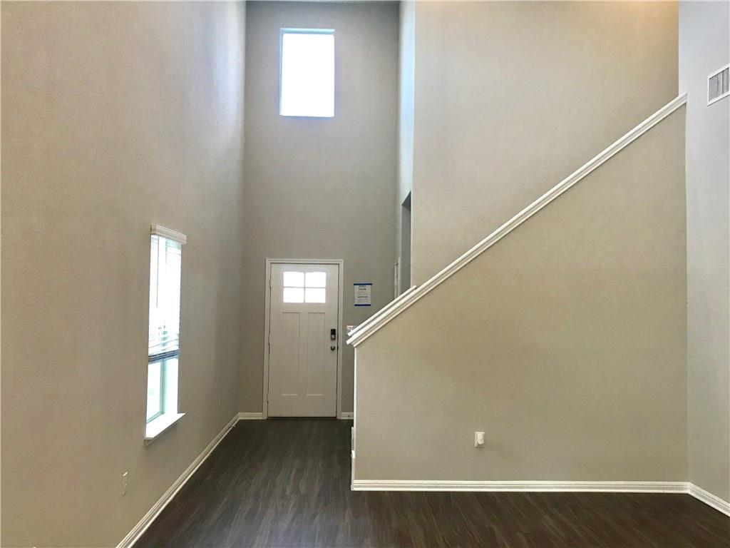 1121 Fairhaven Gateway Georgetown, TX 78626 - Photo 4 of 27