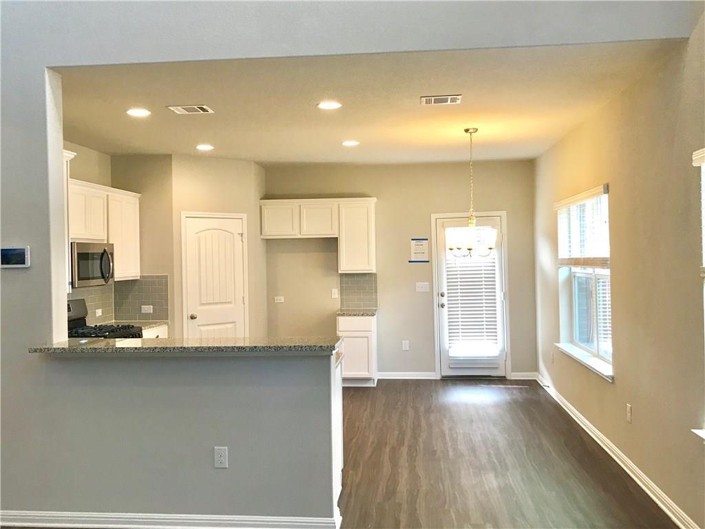 1121 Fairhaven Gateway Georgetown, TX 78626 - Photo 6 of 27