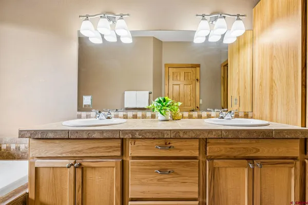 $849,000 | 50 River Oaks Drive, Unit 115, Durango, CO 81303