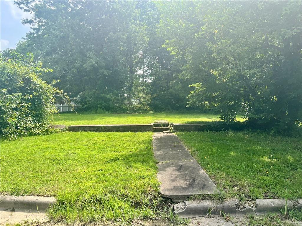 415 Andrick Street Fort Scott, KS 66701 - Photo 2 of 3