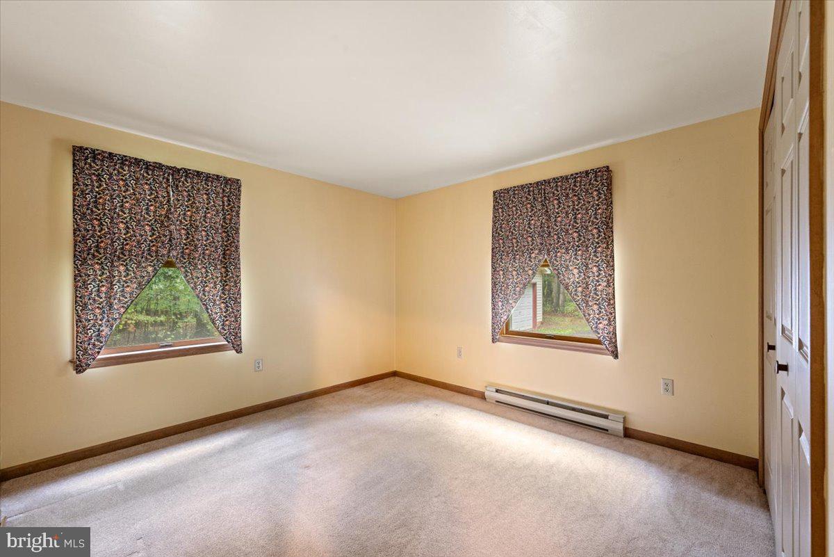 1077 Dicks Hollow Road Winchester, VA 22603 - Photo 17 of 26 Gallery Image 17