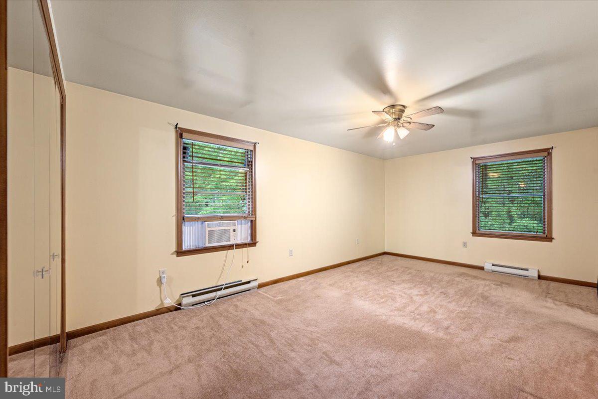 1077 Dicks Hollow Road Winchester, VA 22603 - Photo 19 of 26 Gallery Image 19