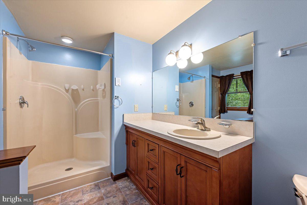 1077 Dicks Hollow Road Winchester, VA 22603 - Photo 21 of 26 Gallery Image 21