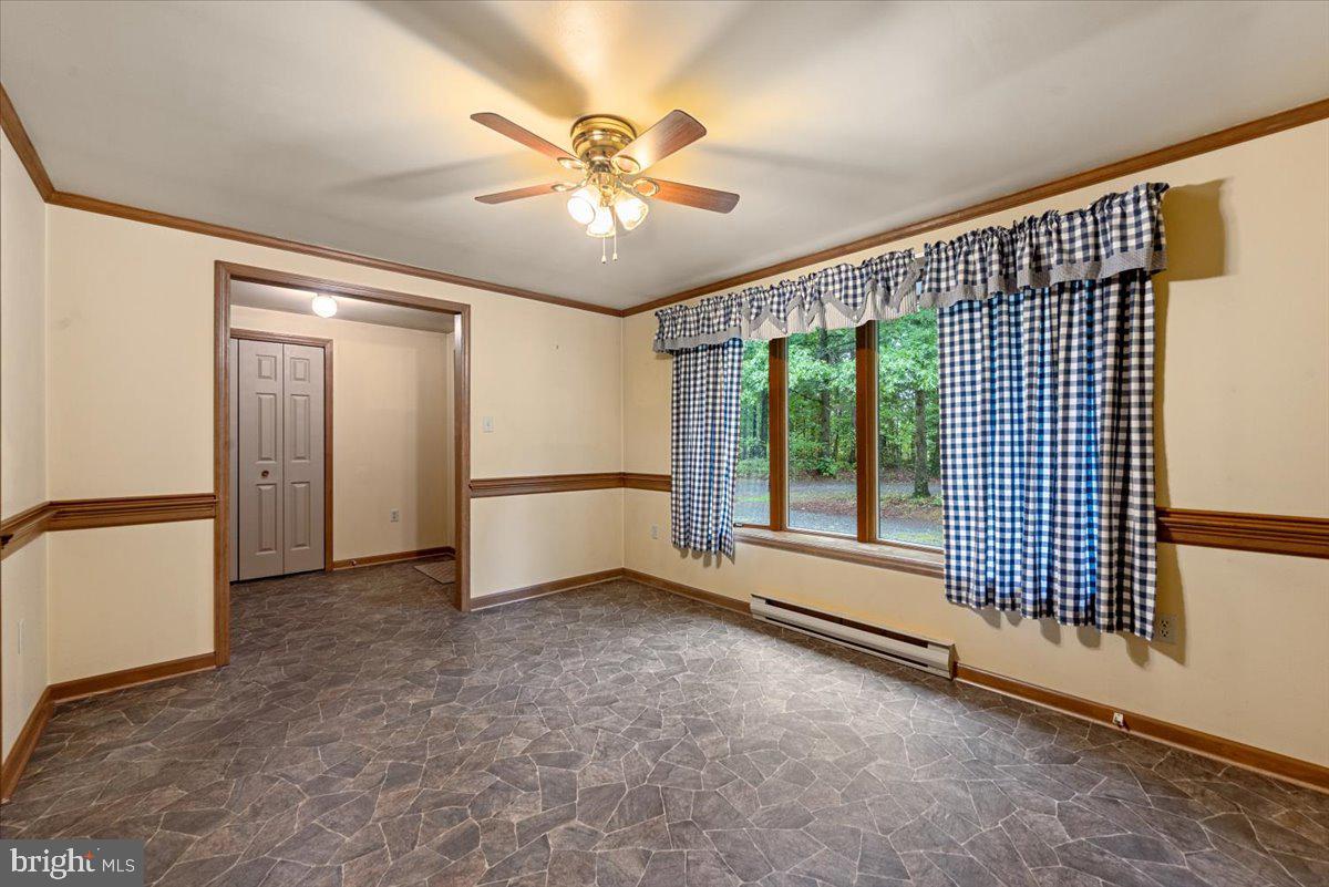 1077 Dicks Hollow Road Winchester, VA 22603 - Photo 6 of 26 Gallery Image 6