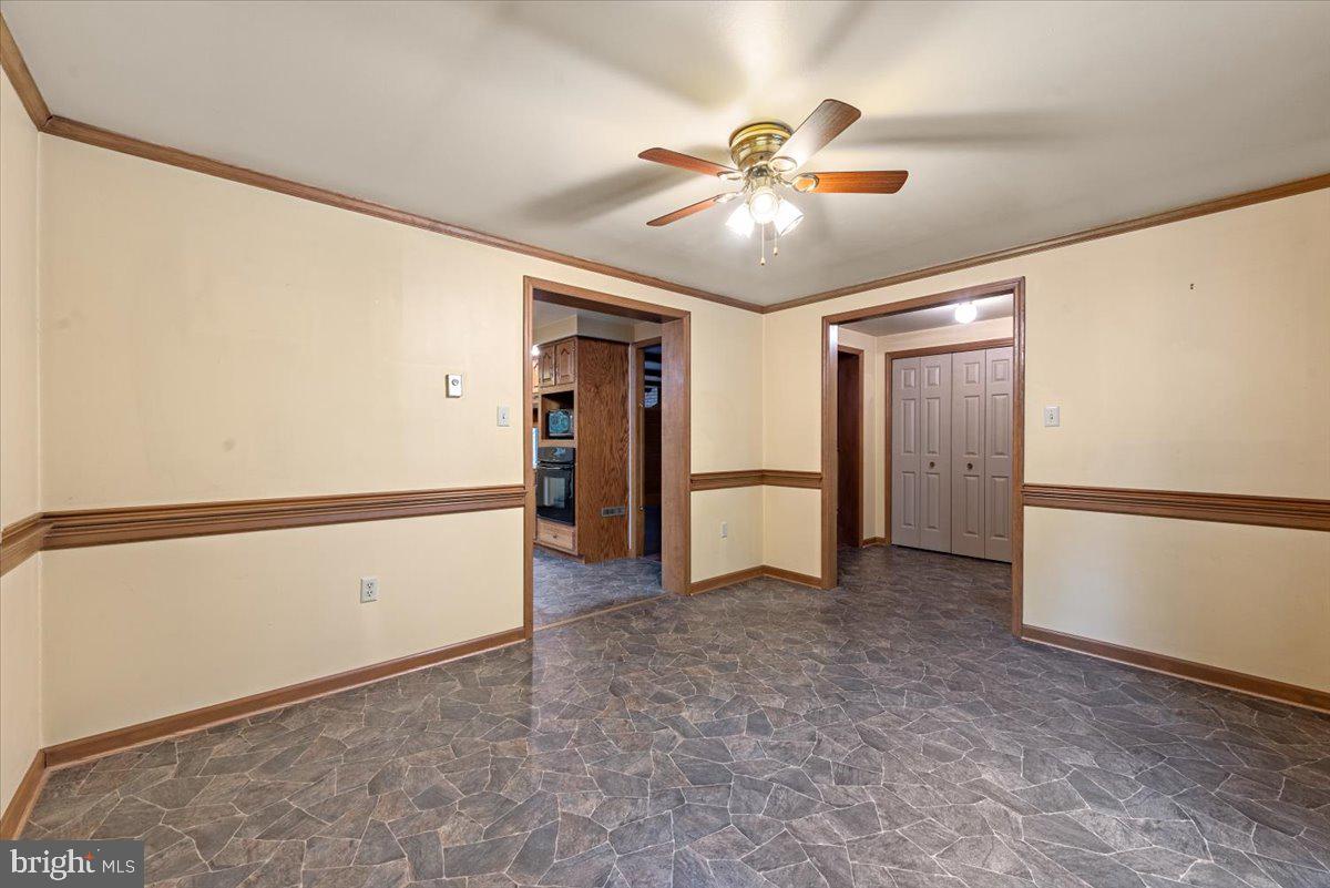 1077 Dicks Hollow Road Winchester, VA 22603 - Photo 7 of 26 Gallery Image 7