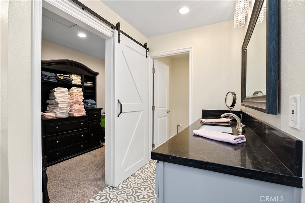 1562 Wyndham Court Road Santa Ana, CA 92705 - Photo 19 of 41