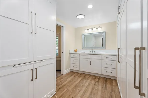 $3,495,000 | 1562 Wyndham Court Road, Santa Ana, CA 92705