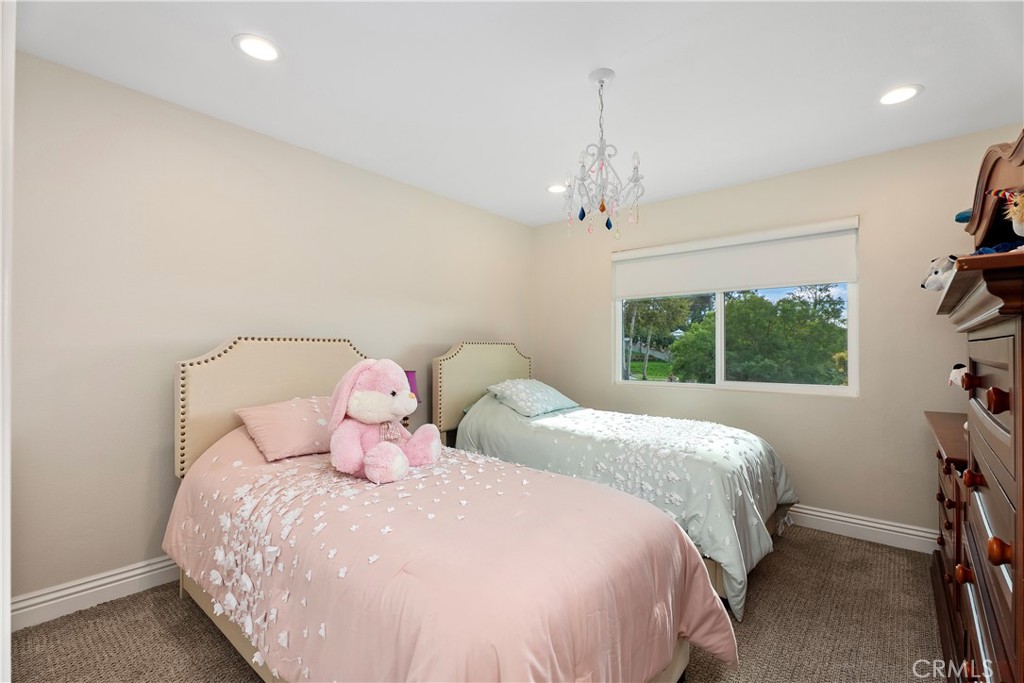 1562 Wyndham Court Road Santa Ana, CA 92705 - Photo 30 of 41
