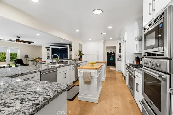 $3,495,000 | 1562 Wyndham Court Road, Santa Ana, CA 92705