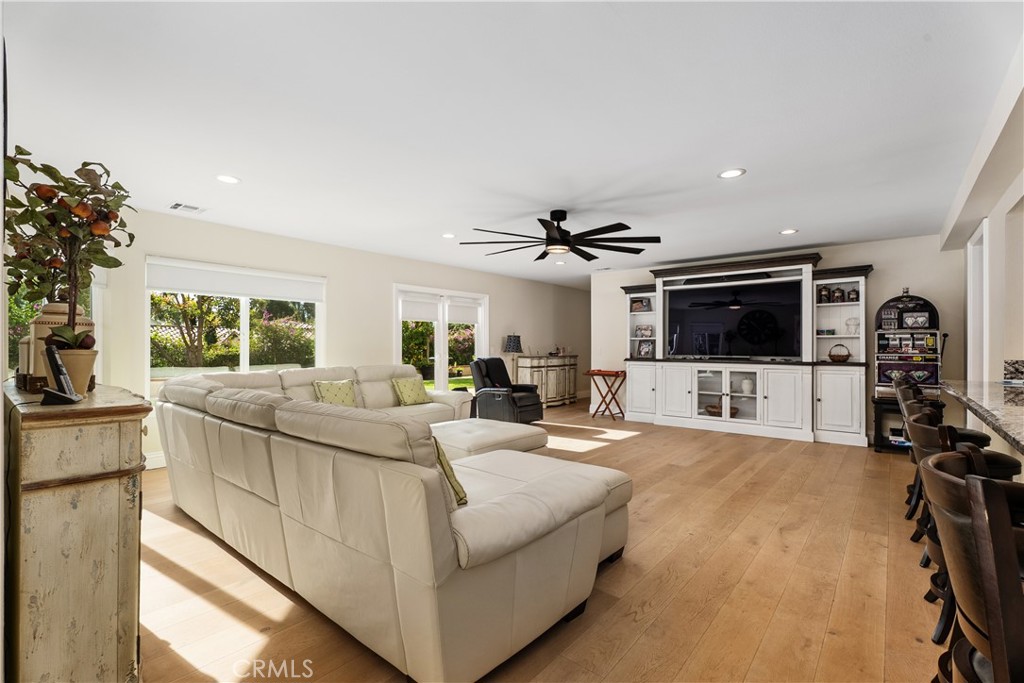 1562 Wyndham Court Road Santa Ana, CA 92705 - Photo 9 of 41