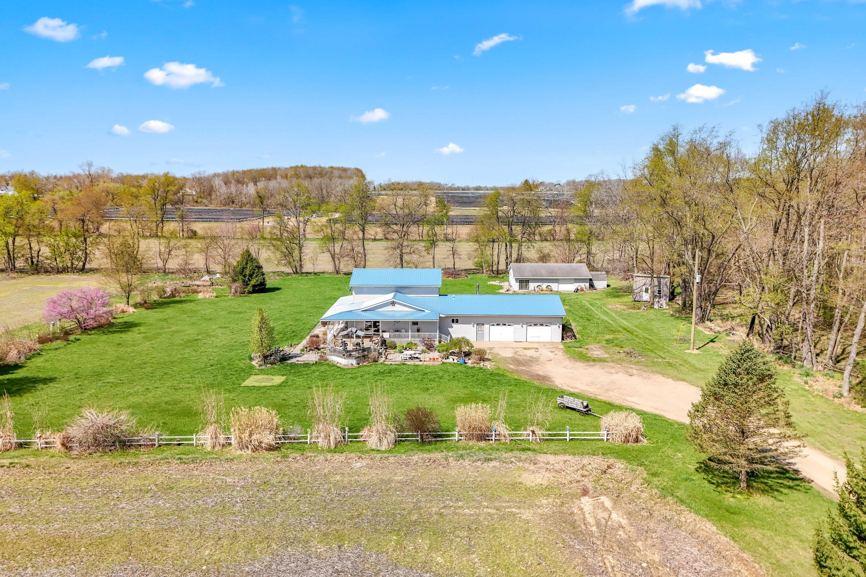 320 Jonesville Road Jonesville, MI 49250 - Photo 25 of 54 8