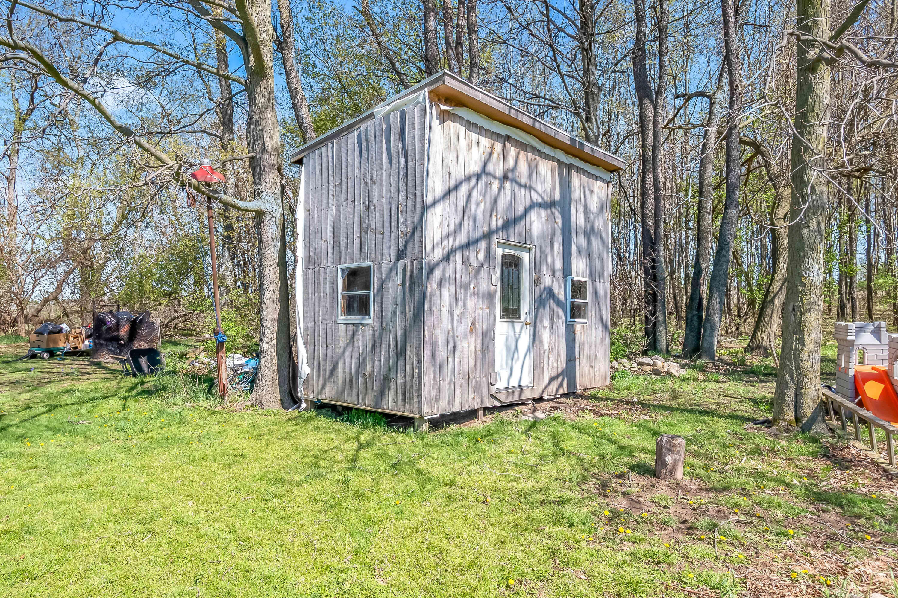 320 Jonesville Road Jonesville, MI 49250 - Photo 31 of 54 shed