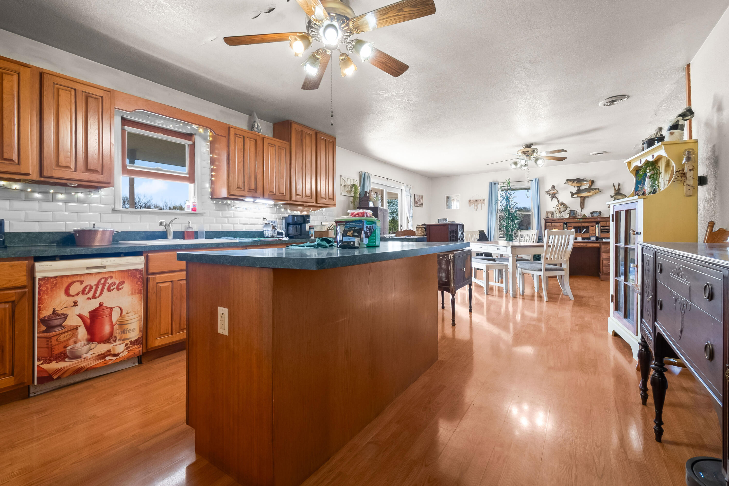 320 Jonesville Road Jonesville, MI 49250 - Photo 35 of 54 kitchen