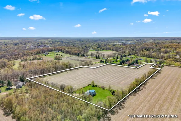 $475,000 | 320 Jonesville Road, Jonesville, MI 49250