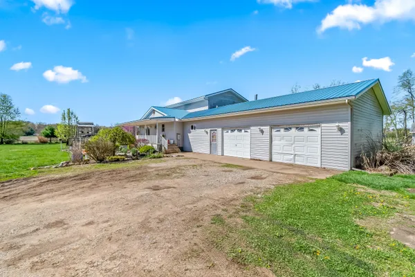 $475,000 | 320 Jonesville Road, Jonesville, MI 49250