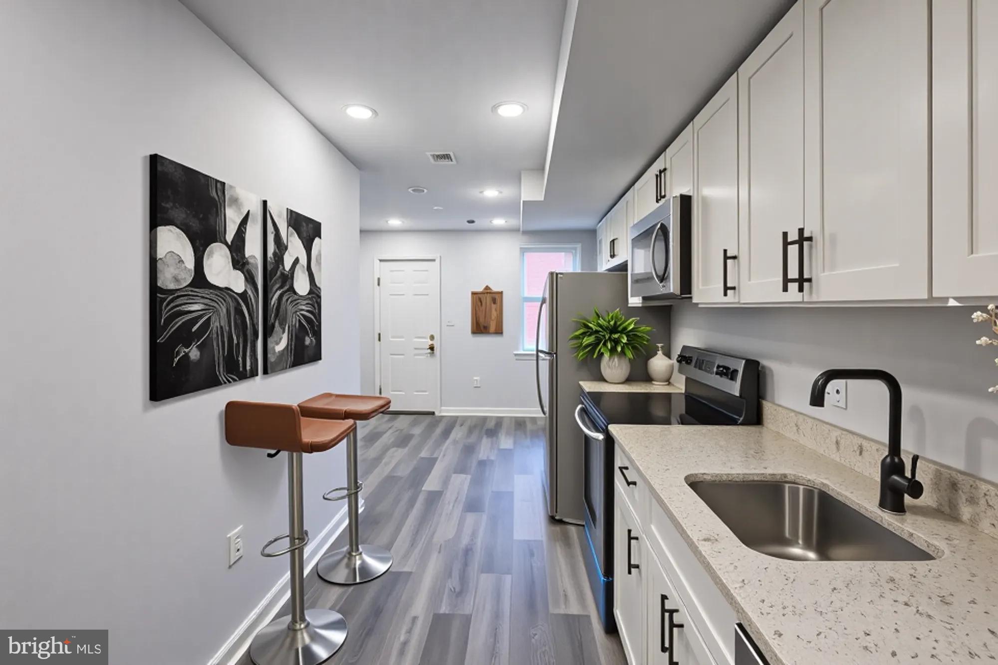 1318 North Spring Street Baltimore, MD 21213 - Photo 3 of 24 Kitchen