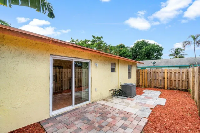 $2,000 | 4787 Gulfstream Road, Lake Worth, FL 33461