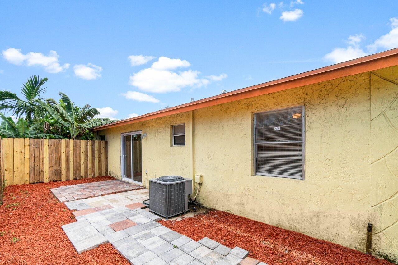 4787 Gulfstream Road Lake Worth, FL 33461 - Photo 19 of 19 019-4787GulfstreamRoad-LakeWorthBeach-FL