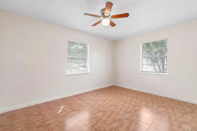 $2,000 | 4787 Gulfstream Road, Lake Worth, FL 33461