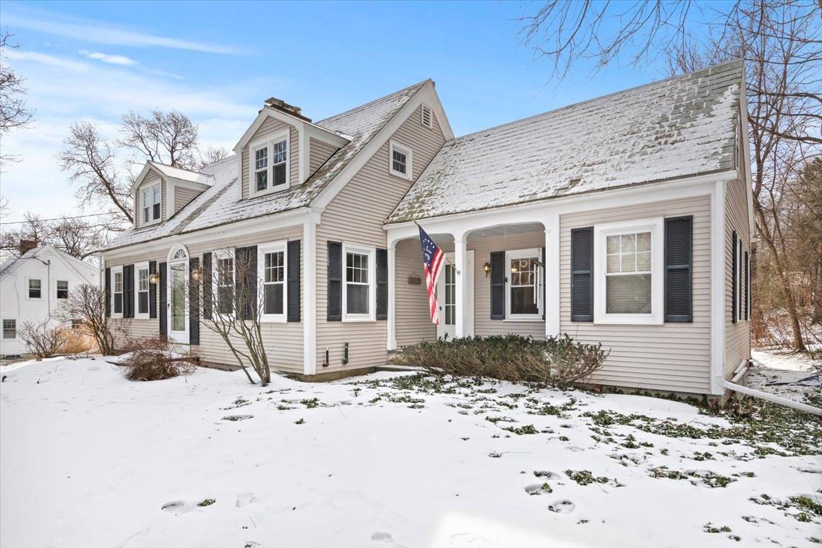 358 Elm Street Bennington, VT 05201 - Photo 2 of 39 Gallery Image 2