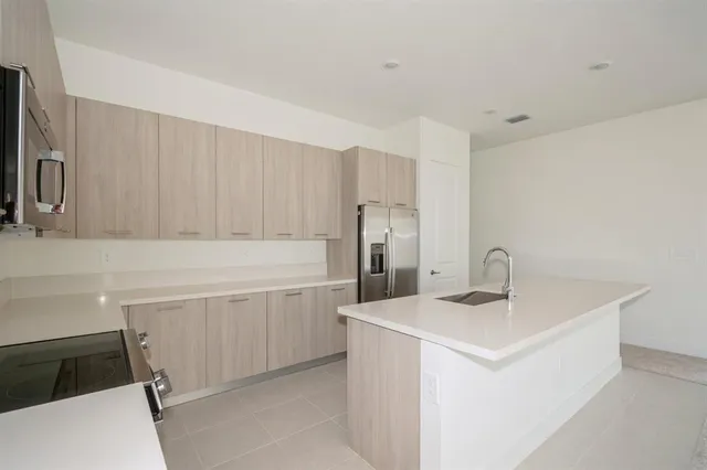 $1,199,000 | 12290 Southwest 44th Court, Davie, FL 33328