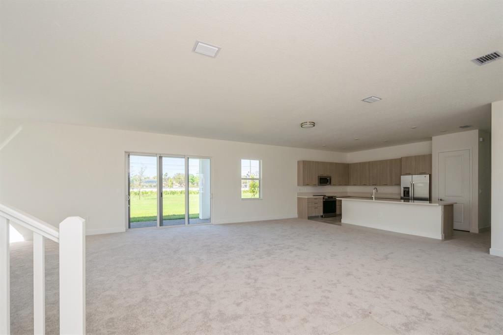 12290 Southwest 44th Court Davie, FL 33328 - Photo 5 of 44