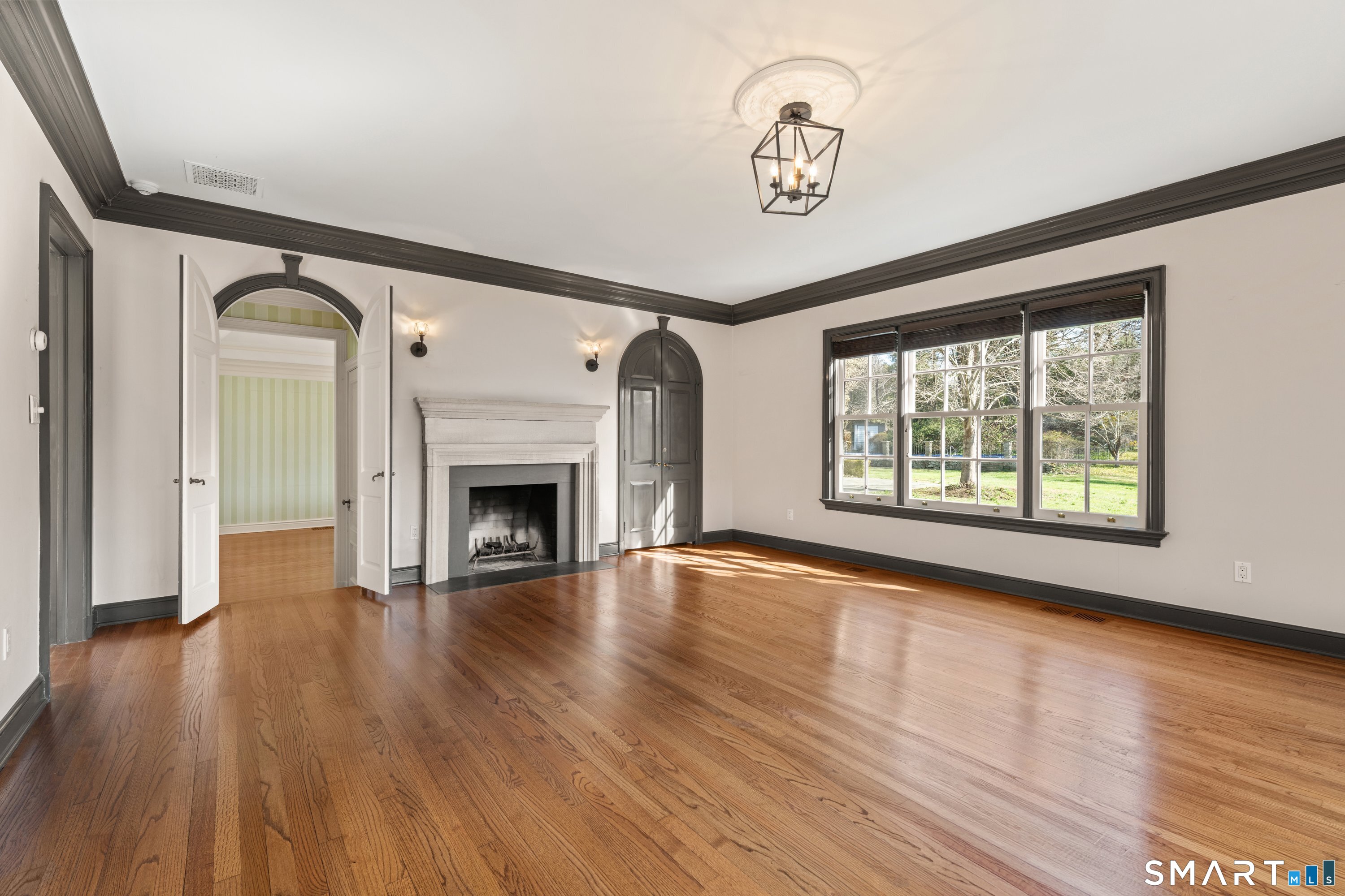 131 Pecksland Road Greenwich, CT 06831 - Photo 21 of 36 with Fireplace