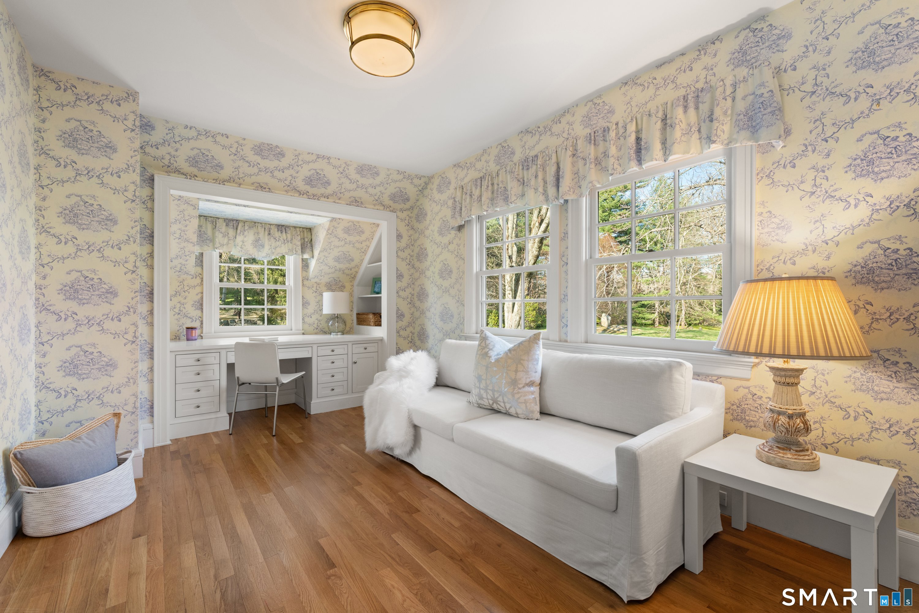 131 Pecksland Road Greenwich, CT 06831 - Photo 27 of 36 bedroom or could be used as a playroom.