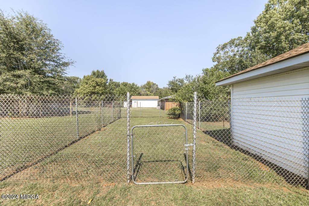 118 Toomer Road Perry, GA 31069 - Photo 30 of 30 a view of a backyard