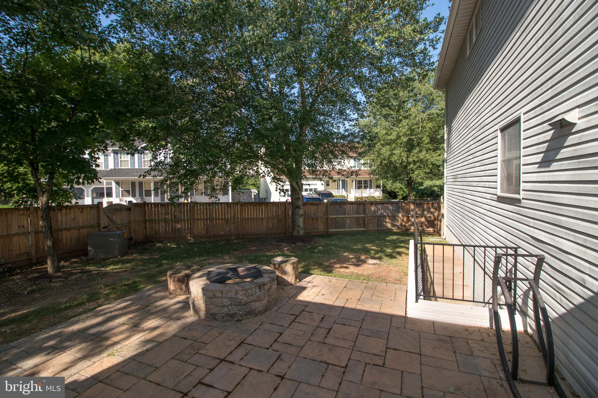 10459 Labrador Loop Manassas, VA 20112 - Photo 14 of 31 Large Patio with Firepit