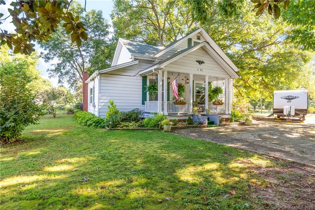 1851 Safriet Road Statesville, NC 28625 - Photo 2 of 36 Gallery Image 2