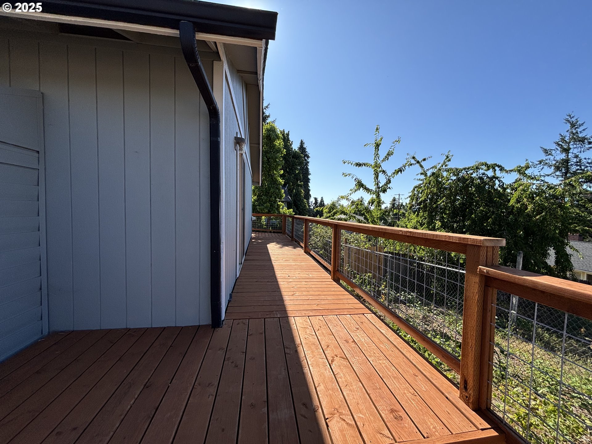 7066 Aster Street Springfield, OR 97478 - Photo 32 of 46 a view of balcony with wooden floor