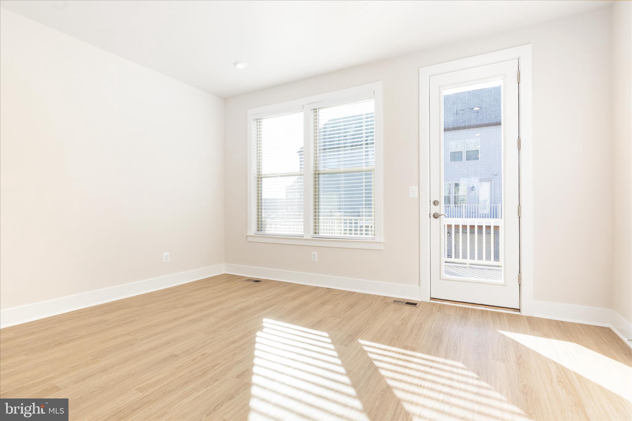 8796 Noether Street Manassas, VA 20110 - Photo 15 of 31