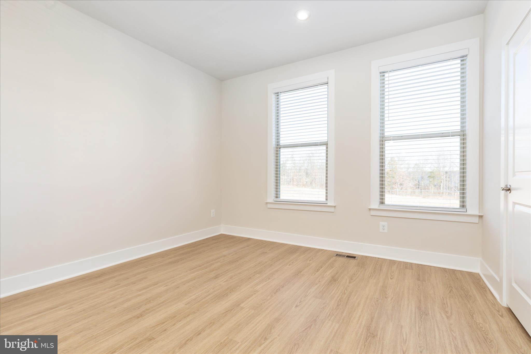 8796 Noether Street Manassas, VA 20110 - Photo 16 of 31