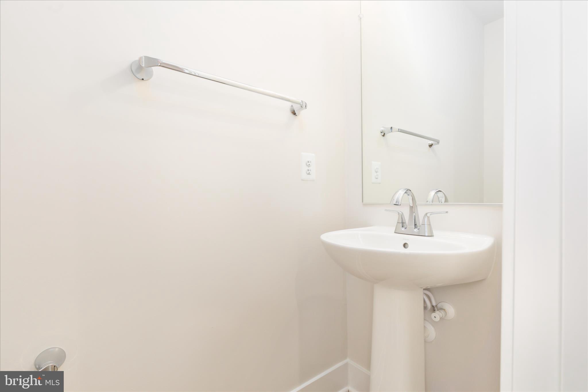 8796 Noether Street Manassas, VA 20110 - Photo 17 of 31