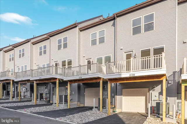 $2,900 | 8796 Noether Street, Manassas, VA 20110