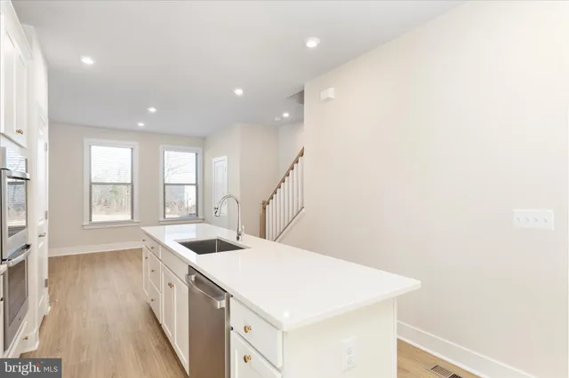 $2,900 | 8796 Noether Street, Manassas, VA 20110