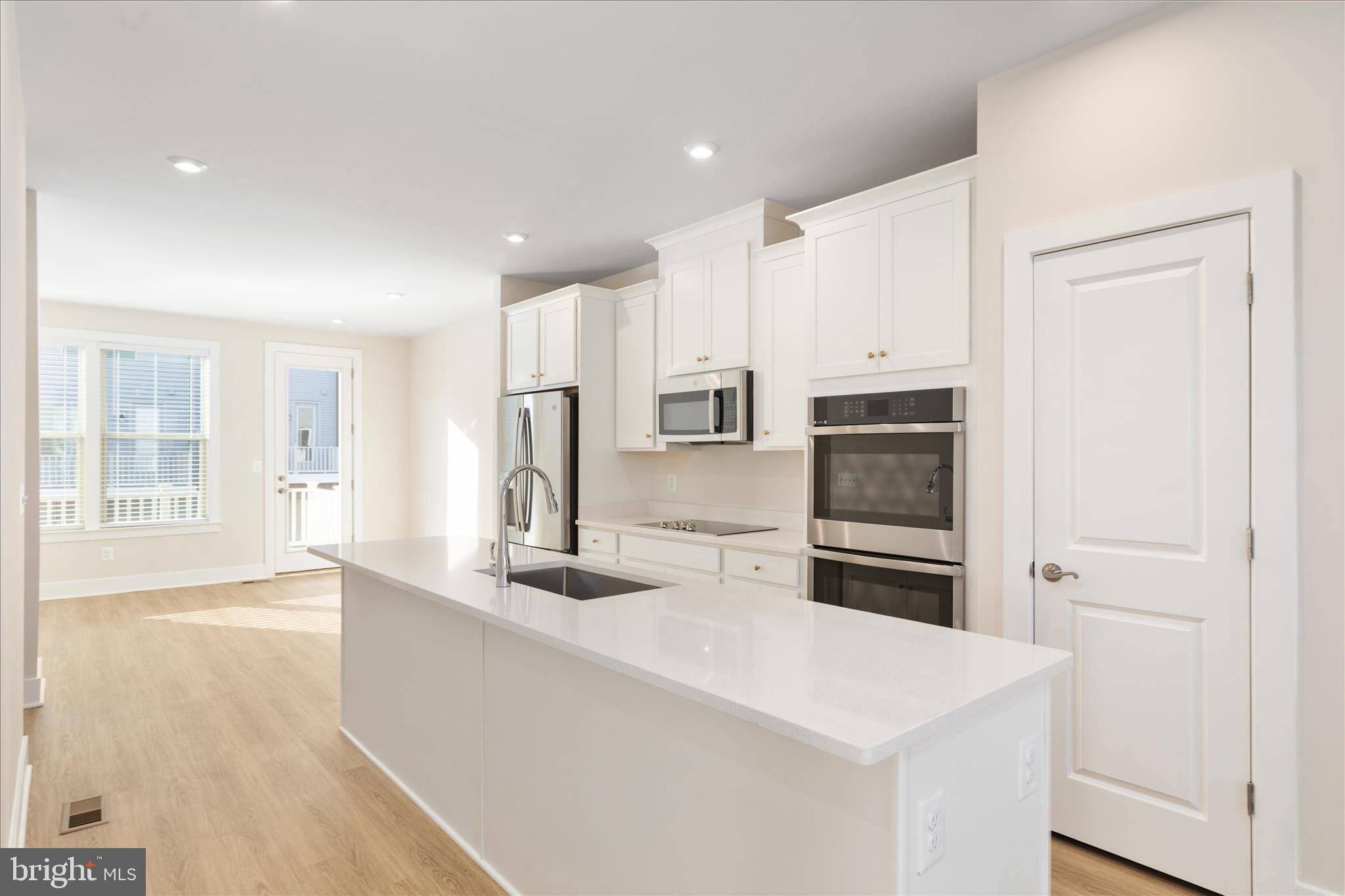 8796 Noether Street Manassas, VA 20110 - Photo 10 of 31