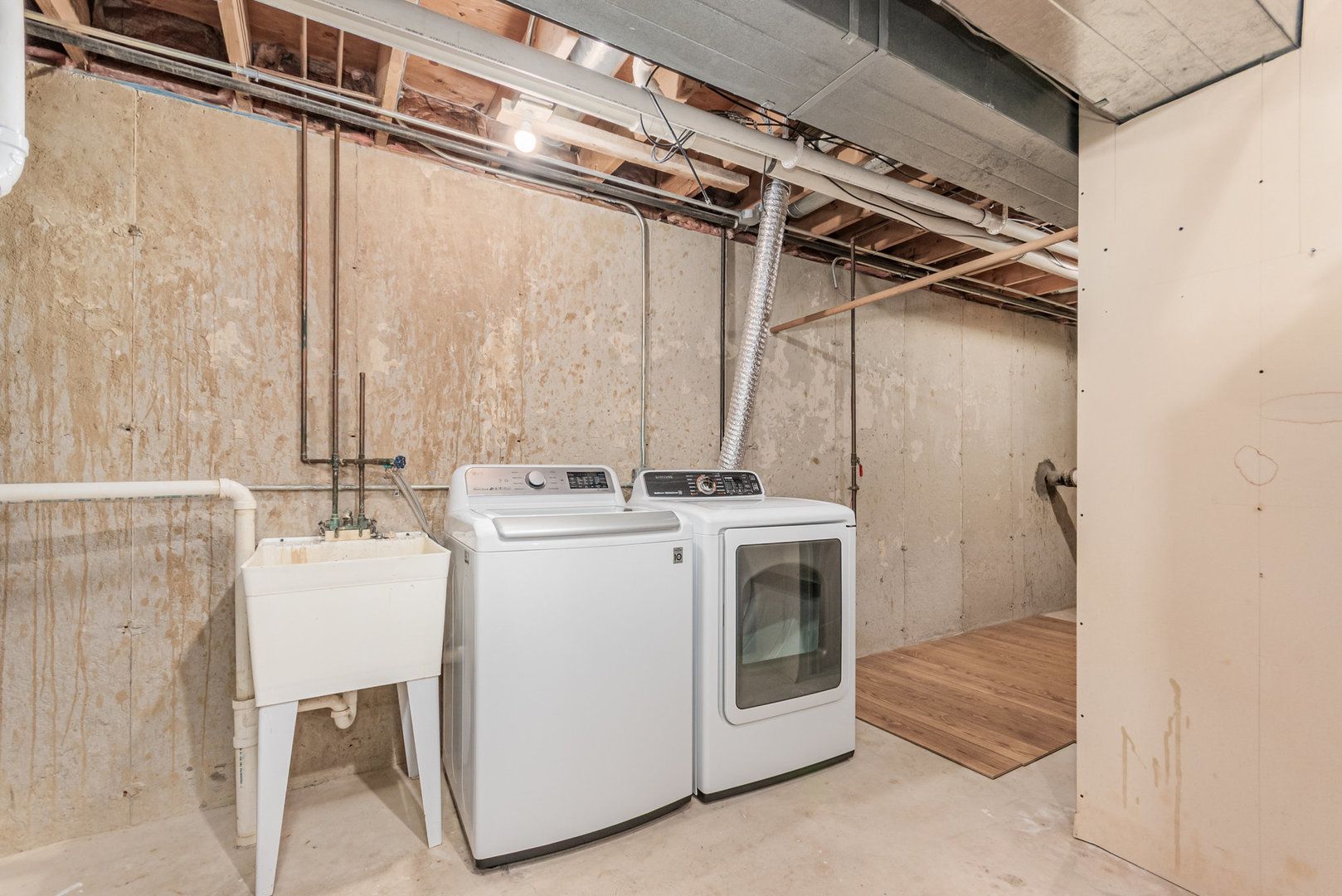 16517 Spangler Road Plainfield, IL 60586 - Photo 18 of 21 Gallery Image 18