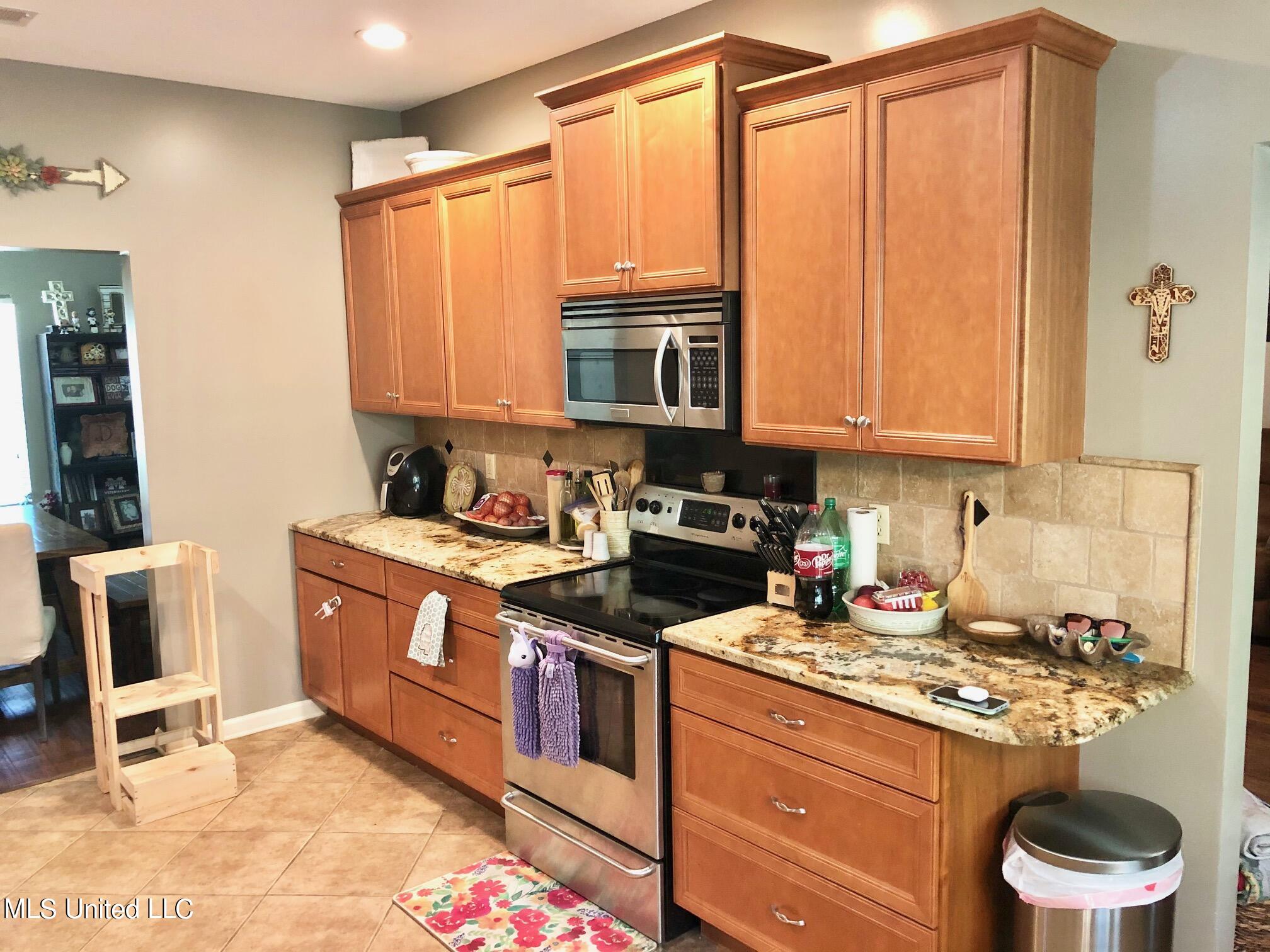 200 Roper Cove Byhalia, MS 38611 - Photo 11 of 21 IMG_9088