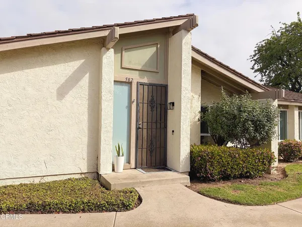 $570,000 | 582 Holly Avenue, Oxnard, CA 93036