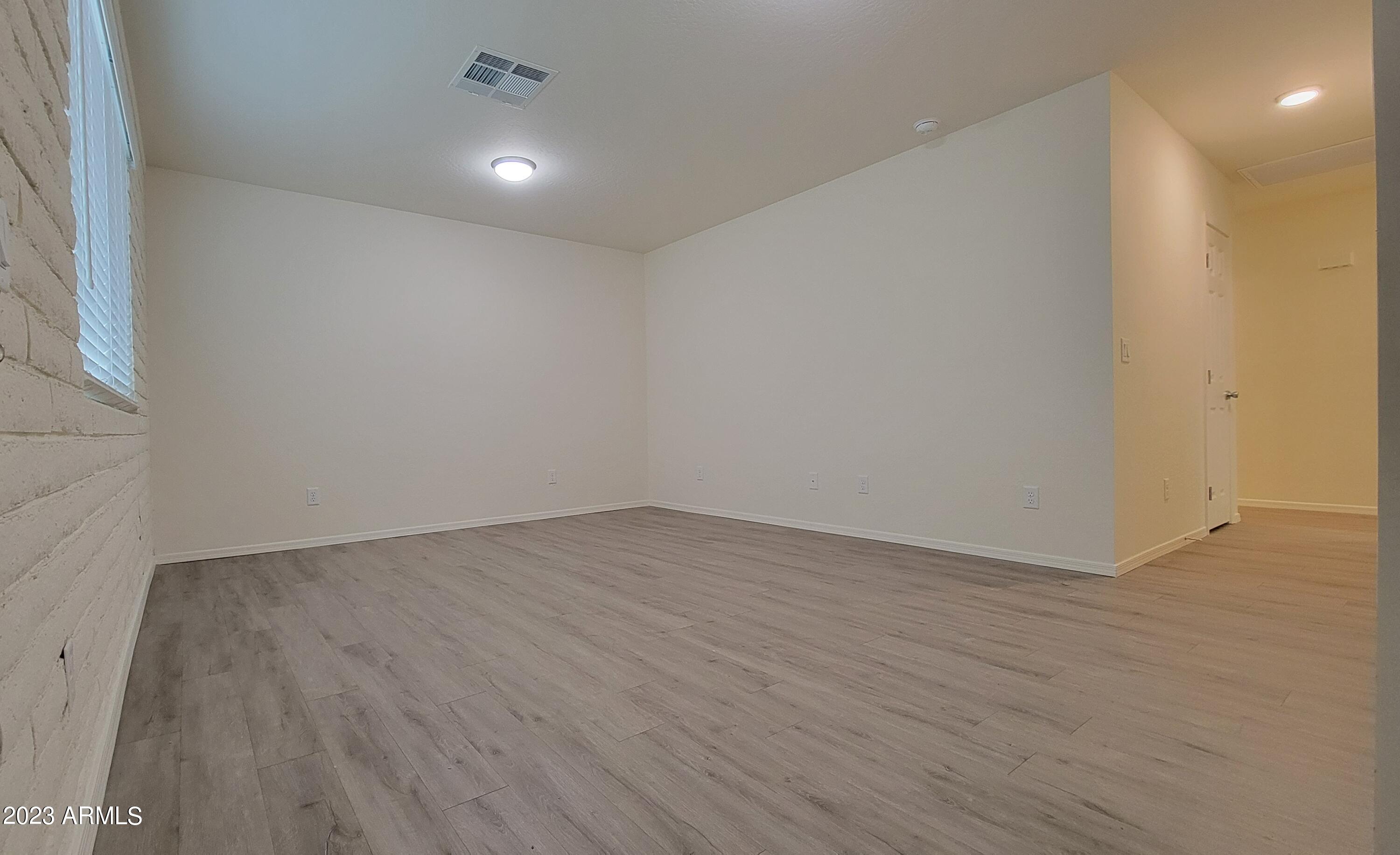 6044 West Redfield Road Glendale, AZ 85306 - Photo 4 of 20 Living Room 1