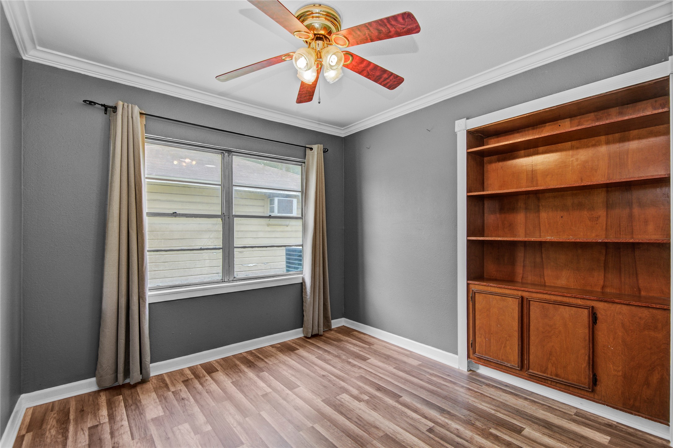 8565 Ridgepoint Drive Houston, TX 77055 - Photo 34 of 43