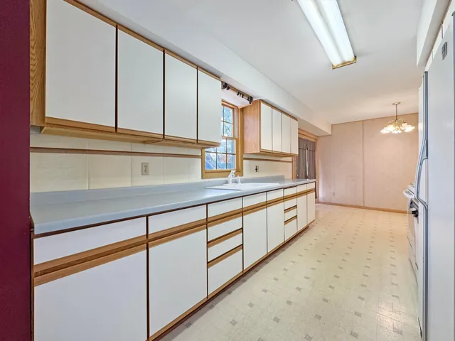 $179,900 | 1812 America Court Northwest, Bemidji, MN 56601