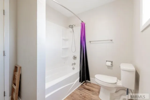 $300,000 | 745 West Main Street, St. Anthony, ID 83445