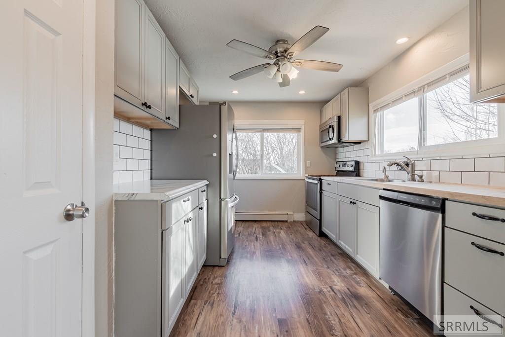 745 West Main Street St. Anthony, ID 83445 - Photo 16 of 26